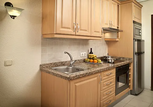 Paradise Court شقة فندقية 2*