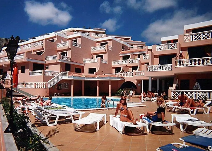 Paradise Court أذيخي