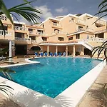 Aparthotel Paradise Court