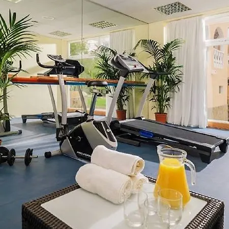 Paradise Court Costa Adeje (Tenerife)