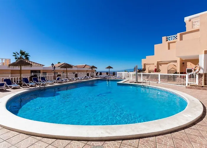 Paradise Court Apartahotel