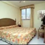 Aparthotel Paradise Court