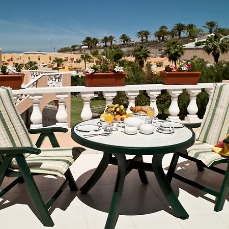Paradise Court Apartahotel